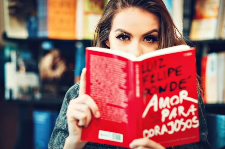 Boost Your Spanish Grammar with Compelling Stories